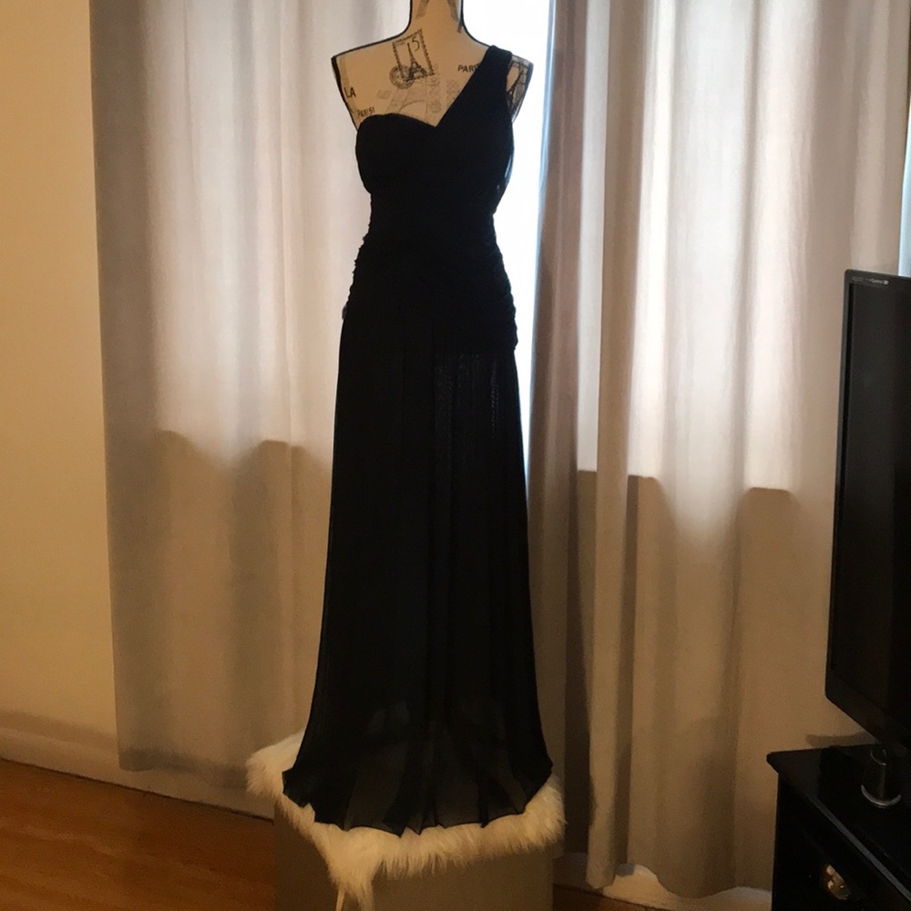 Romeo & Juliet Couture black dress